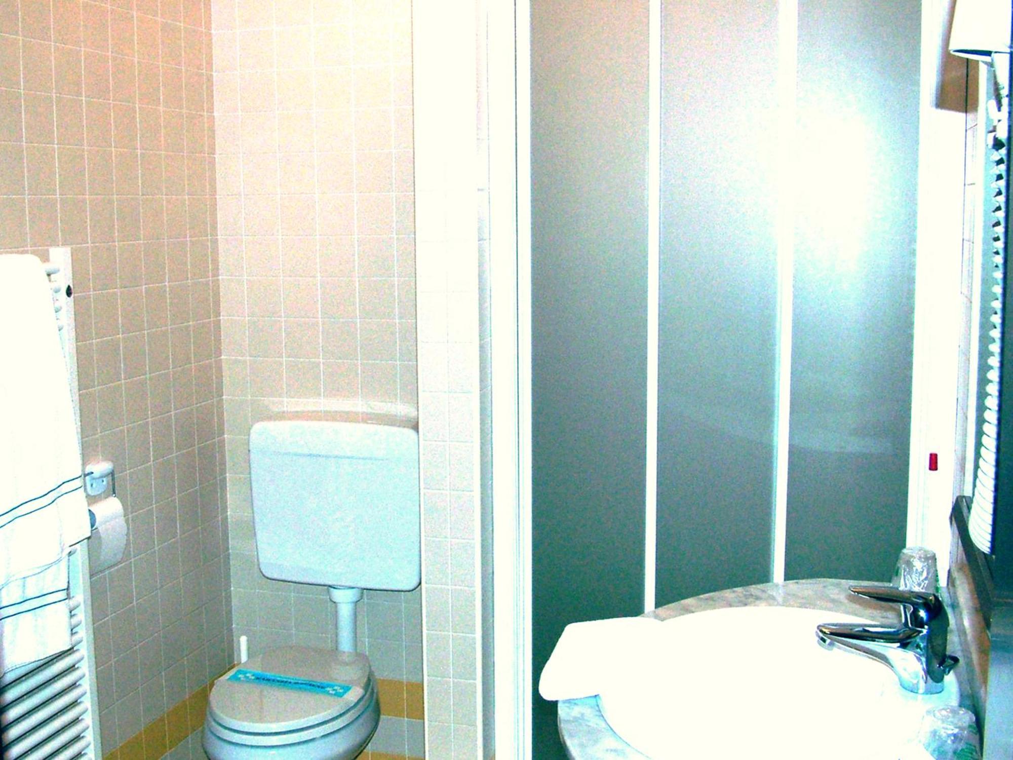 טולמצו Albergo Roma חדר תמונה